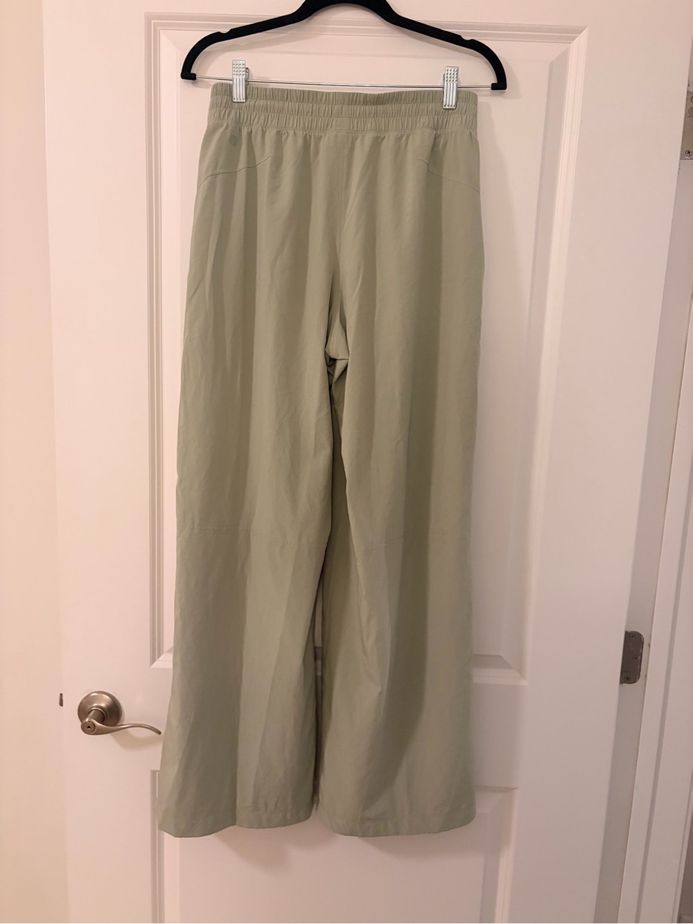 LuluLemon, Swift Mid-Rise Wide-Leg Pant, Size 6, Color: Fog Green - Picture 12 of 16